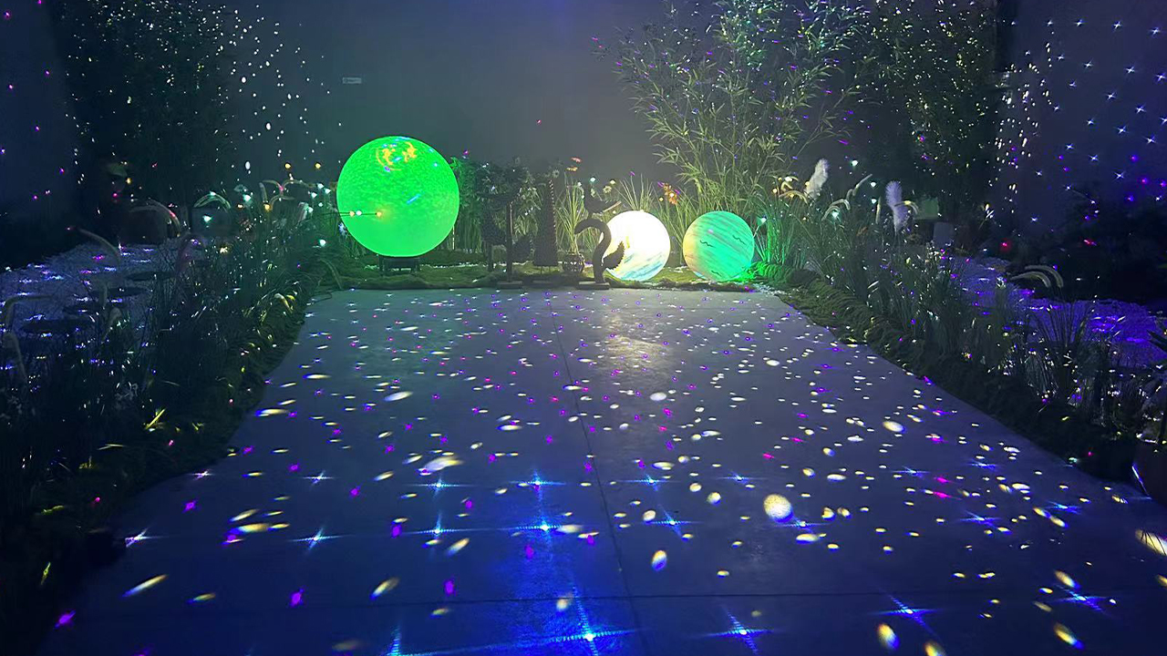 Video of Gobo Projector Light