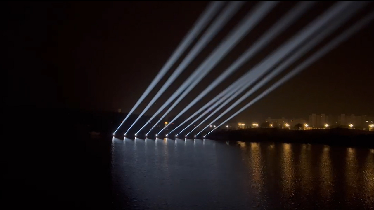 IP65 Outdoor Moving Head Light Show